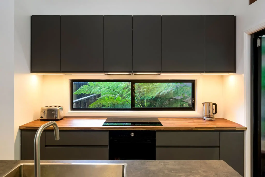 This image has an empty alt attribute; its file name is Church-point-home-renovation6-1024x682.webp